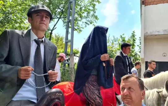 At üstünde gelin alma geleneği yeniden canlandı