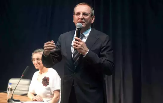 Başkan Ergin; 'Ayvalık'ın UNESCO'nun kalıcı listesinde yer alması konusunda kararlı adımlarla yürüyoruz'