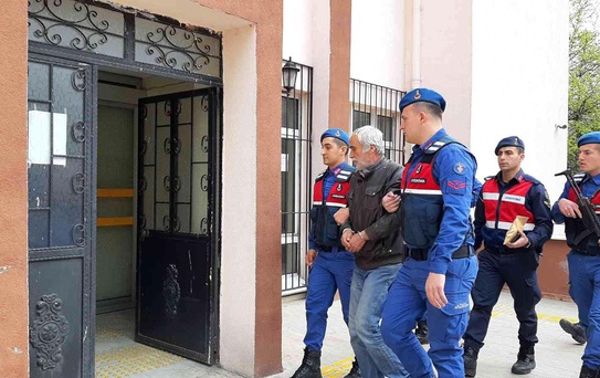 Katil zanlısı komşunun yargılanmasına devam edildi