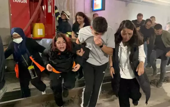 Son dakika: ESKİŞEHİR - Yüksek Hızlı Tren yangın tatbikatı düzenlendi