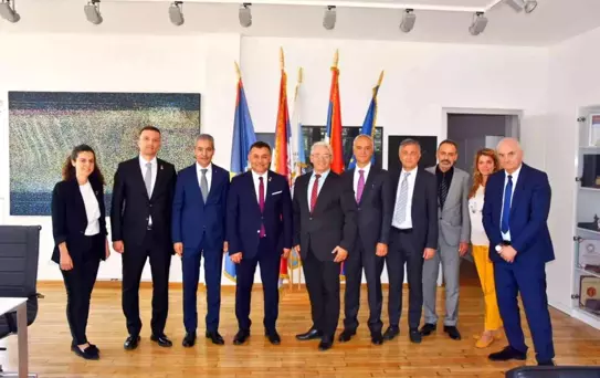 Alanya ve Sırbıstan'ın Novi Sad kenti arasında işbirliği antlaşması imzalandı