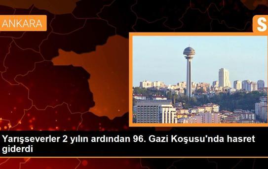 Yarışseverler 2 yılın ardından 96. Gazi Koşusu'nda hasret giderdi