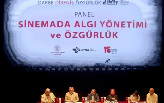 'Sinemada Algı Yönetimi ve Özgürlük' paneli düzenlendi (2)