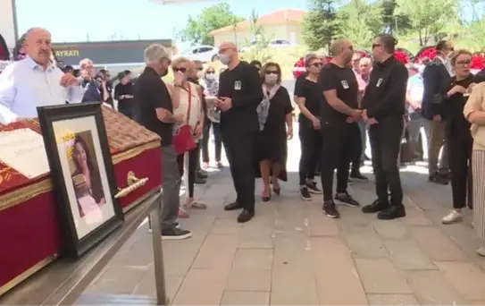 İş insanı Zeynep Erkunt Armağan için Ankara'da cenaze töreni düzenlendi