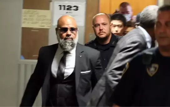 ABD adaleti! 15 yaşındayken beyaz bir kadına tecavüz etmekle suçlanan siyahi adam suçsuz olduğu anlaşılınca 48 yaşında tahliye edildi