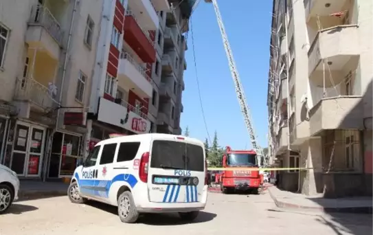 Elazığ'da inşaat çatısında yangın