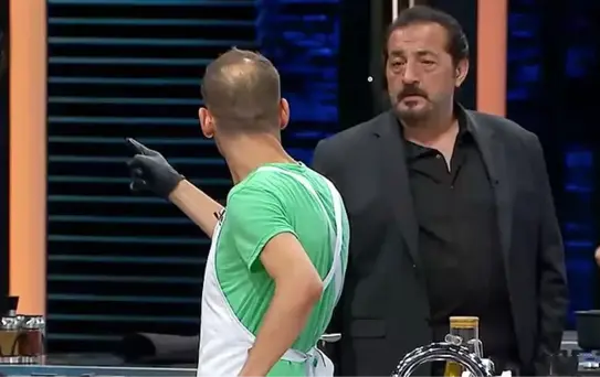MasterChef'te kural ihlali yapan yarışmacıya Mehmet Yalçınkaya'dan sert tepki