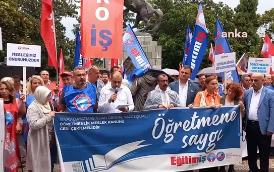 Eğitim-İş Mitingleri Samsun'da. Kadem Özbay: 'Bize Parmak Sallayan Vekillere 'Öğretmene Parmak Sallanmaz' Sözünü Alanlarda Çınlatmak İçin Buradayız'