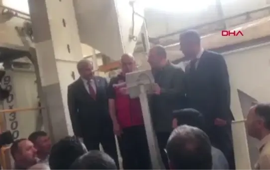 VARANK VE KİRİŞCİ, İLK YERLİ HİBRİT AYÇİÇEĞİNİ HASAT ETTİ