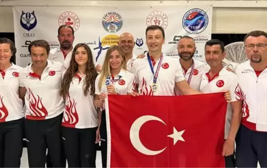 Şahika Ercümen, Türkiye rekoru kırdı