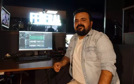 ÜNLÜ YÜZLERİN SESLERİ - Kadir Özübek, seslendirme ve dublajda Türkiye'nin bir numara olduğunu söyledi Açıklaması