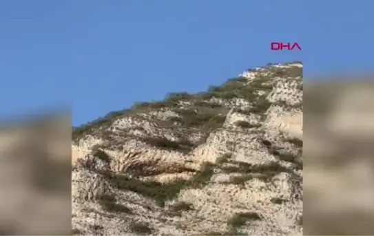 KAYALIKLARA DÜŞEN 2 PARAŞÜTÇÜ JANDARMA HELİKOPTERİYLE KURTARILDI