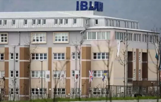 Bosna Hersek'te FETÖ bağlantılı okullar borç batağında