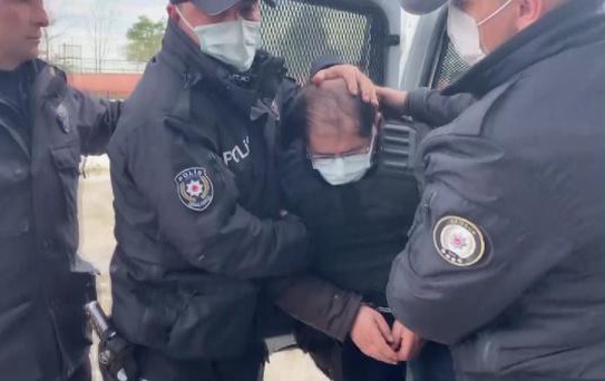 Eşinin öldürdüğü Gülbahar'ın oğlu: Gazeteye sarılı bıçağı babaannemden aldı
