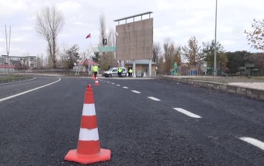 Tatvan'da kış lastiği denetimi yapıldı