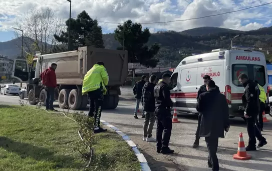 Sinop'ta kamyonun çarptığı 80 yaşındaki yaşlı adam öldü