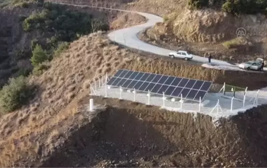Su sıkıntısı yaşayan köylülere güneş enerji panelleri deva oldu