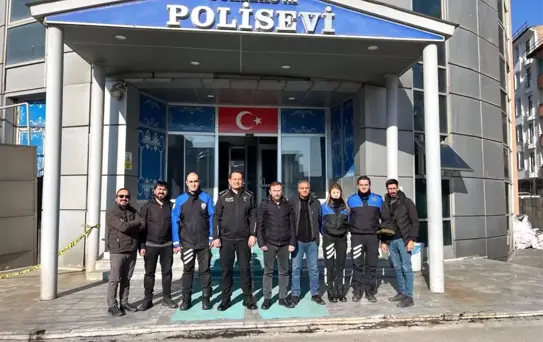 Yüksekova emniyeti gazetecilerle bir araya geldi
