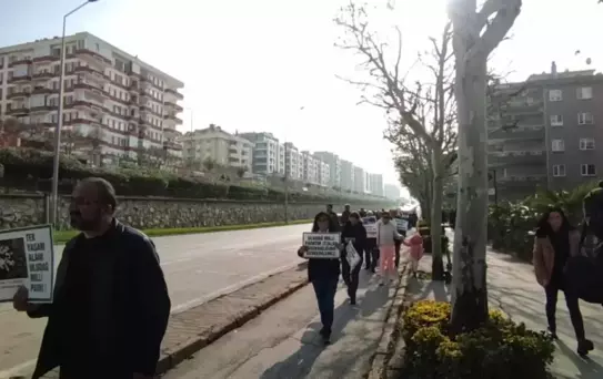 Uludağ Alan Başkanlığı'na Karşı İnsan Zinciri: 'Bu Yanlıştan Dönün'