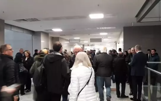 CHP İstanbul İl Örgütü Yöneticilerinin Yargılandığı 'Sabıka Holding Broşürü' Davası 16 Haziran'a Ertelendi