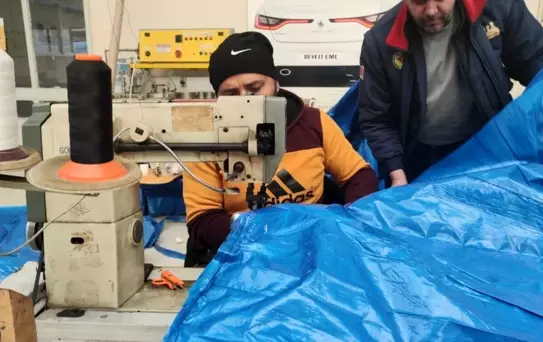 Develi'de deprem bölgesi için çadır üretimine başladılar