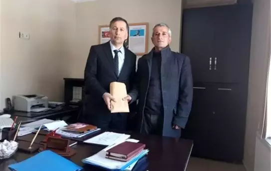 Hayırsever vatandaşlardan depremzedelere 20 bin TL bağış