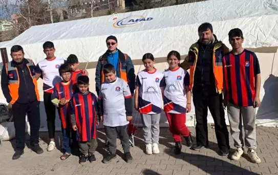 Kırıkkalespor, depremzede çocuklar için seferber oldu