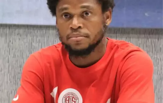 Internacional, Antalyaspor'dan Luiz Adriano'yu kadrosuna kattı