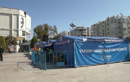 Antalya'daki Yerleşik Yabancılar da Depremzedeler İçin Tek Yürek Oldu