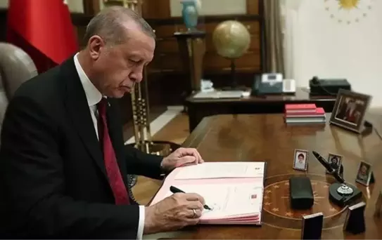 Cumhurbaşkanı Erdoğan imzaladı: 3 bakanlıkta kritik atamalar ve görevden alma kararı