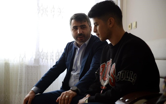 Başkan Yılmaz'dan depremzedelere ziyaret