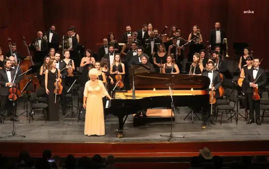 Eskişehir Büyükşehir Belediyesi Senfoni Orkestrası'ndan Depremzedeler İçin Konser