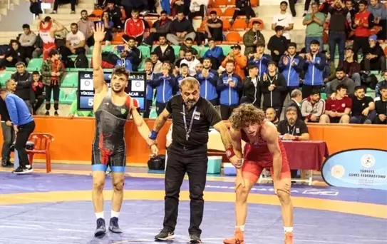 Kayserili güreşçiler Avrupa'da Türkiye'yi temsil edecek