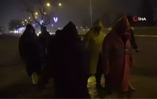 Başkan Beyazgül sabahın ilk ışıklarına kadar sahadaki çalışmaları yönetti