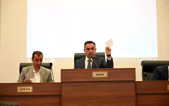 Biga Belediyesi Nisan ayı Meclis toplantısında Encümen üyeleri belirlendi