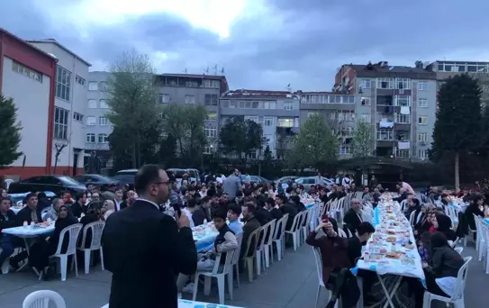 İstanbul'daki Balıkesirliler iftarda buluştu
