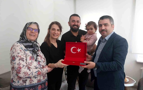 Yıldırım Belediye Başkanı Oktay Yılmaz Şehit Ailelerini Ziyaret Etti