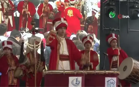 Bağcılarda Çocuk Maratonu düzenlendi minikler doyasıya eğlendi