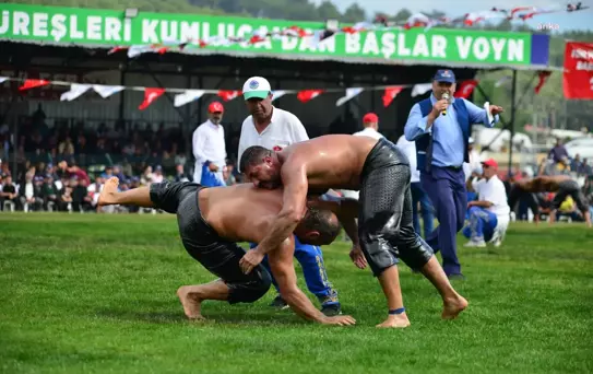 24. Kumluca Yağlı Pehlivan Güreşleri'nde İsmail Balaban Başpehlivan Oldu