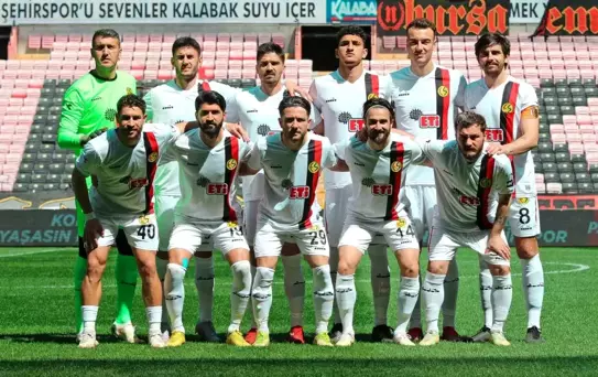 Eskişehirspor TFF 3. Ligde Elazığspor'a mağlup olarak Bölgesel Amatör Lige düştü