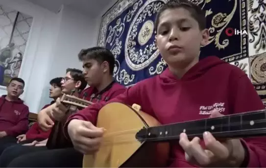 Konservatuvar gibi İmam Hatip Lisesi: Öğrenciler musiki topluluğu kurdu