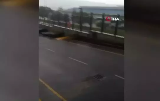 Kayseri'de selde fabrikanın duvarı yıkıldı, 4 araç hurdaya döndü
