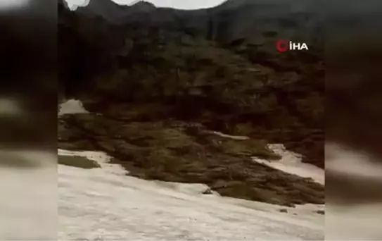 Efsanelere konu olan Ali Gölü'nde ezan sesi yankılandı