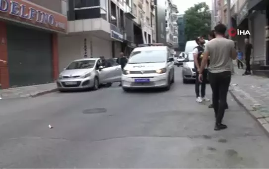 Zeytinburnu'nda silahlı çatışma: 1 yaralı