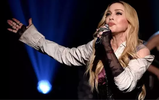 Yoğun bakıma kaldırılarak entübe edilen Madonna'nın ailesinden korkutan sözler: Kaybedeceğimizi düşündük