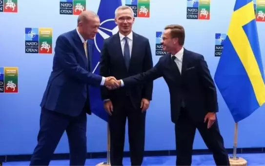 İsveç'in NATO üyelik başvurusu Türkiye'nin itirazıyla kabul edildi