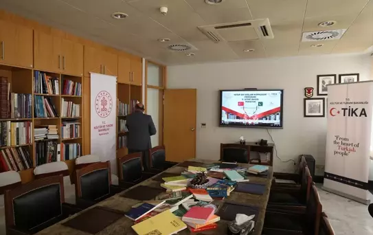 TİKA ve İLESAM, Pakistan'daki kütüphanelere 10 bin Türkçe kitap bağışladı