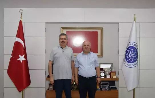 NKÜ Rektörü Prof. Dr. Mümin Şahin, Maarif Vakfı Romanya Koordinatörü Alparslan Ateş'i kabul etti