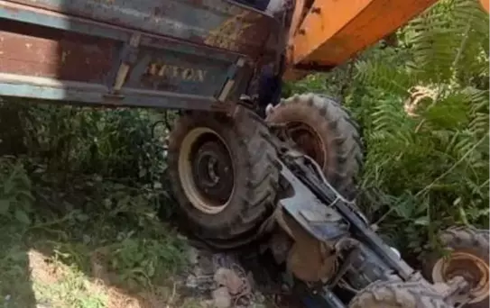 Bilecik'te Traktör Devrildi: Sürücü Hayatını Kaybetti