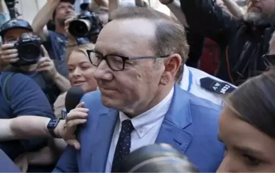 Kevin Spacey, cinsel saldırı suçlamalarından beraat etti